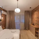 The Old Town Industrial Vault - A Fusion Of Past & Present * Bukurešť