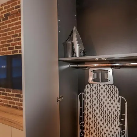 The Old Town Industrial Vault - A Fusion Of Past & Present * Bucharest