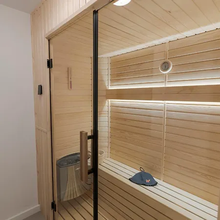 The Old Town Industrial Vault - A Fusion Of Past & Present Apartment Bucharest