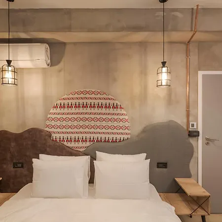 Apartment The Old Town Industrial Vault - A Fusion Of Past & Present Bucharest