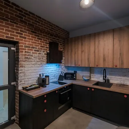 The Old Town Industrial Vault - A Fusion Of Past & Present Appartement Bucarest