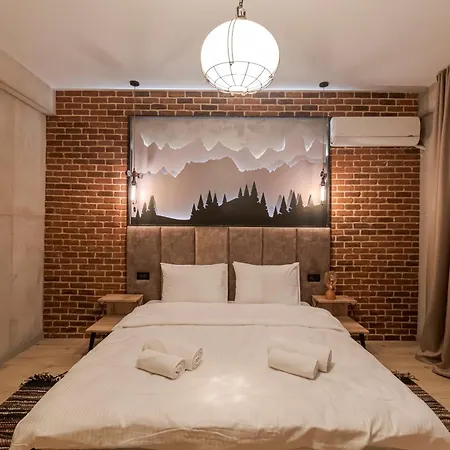 The Old Town Industrial Vault - A Fusion Of Past & Present * Bucharest