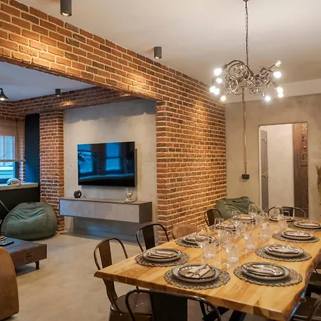 Apartment The Old Town Industrial Vault - A Fusion Of Past & Present