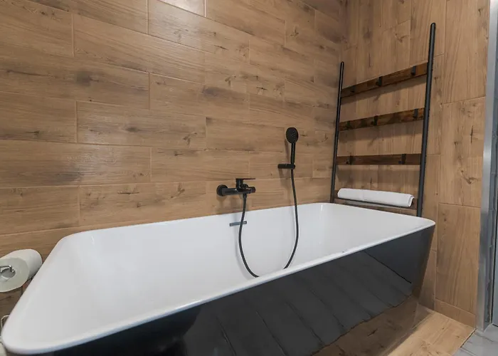 شقة The Old Town Industrial Vault - A Fusion Of Past & Present