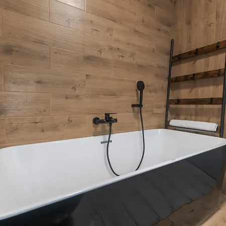 Apartament The Old Town Industrial Vault - A Fusion Of Past & Present