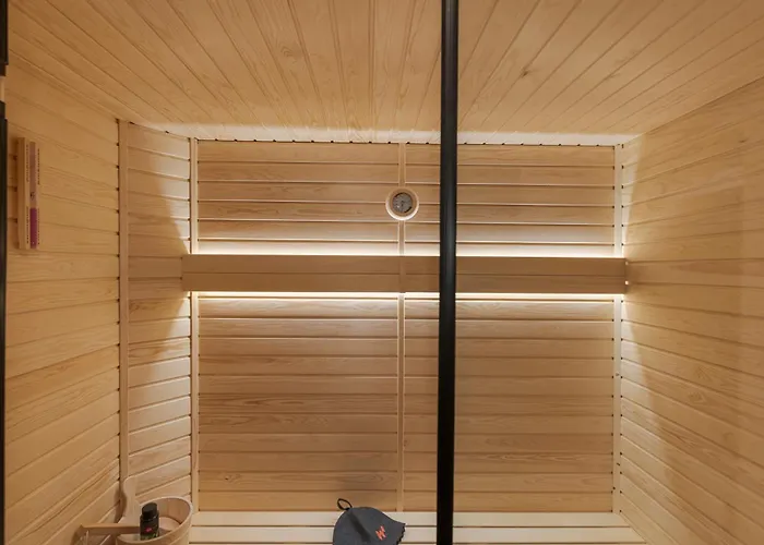 The Old Town Industrial Vault - A Fusion Of Past & Present * Bucareste