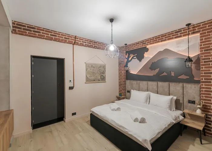 The Old Town Industrial Vault - A Fusion Of Past & Present Apartamento