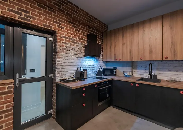 The Old Town Industrial Vault - A Fusion Of Past & Present Apartamento