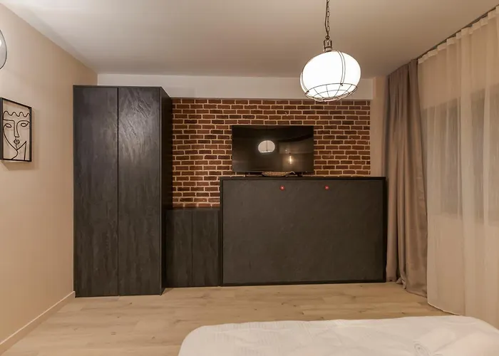 The Old Town Industrial Vault - A Fusion Of Past & Present Apartamento *