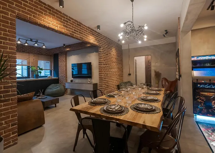 Apartamento The Old Town Industrial Vault - A Fusion Of Past & Present Bucareste